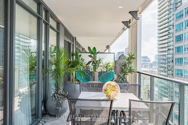 Additional image 22 of 25 Richmond St Unit 1305