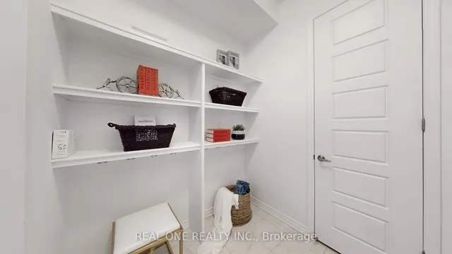 Additional image 12 of 561 KENNEDY Circ