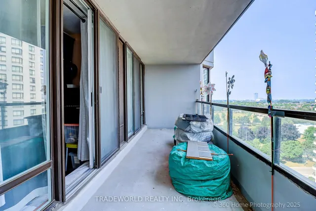 Additional image 24 of 330 Alton Towers Circ Unit 1112