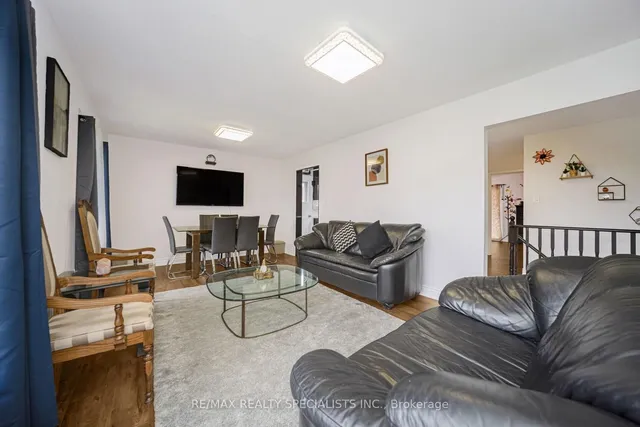 Additional image 6 of 2 Dunster Cres