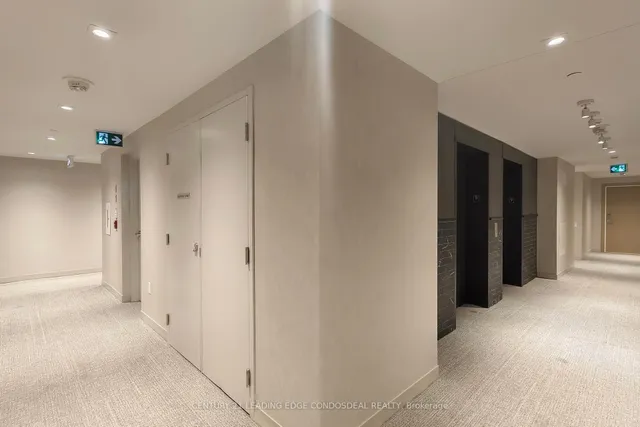 Additional image 4 of 1195 The Queensway St Unit 907