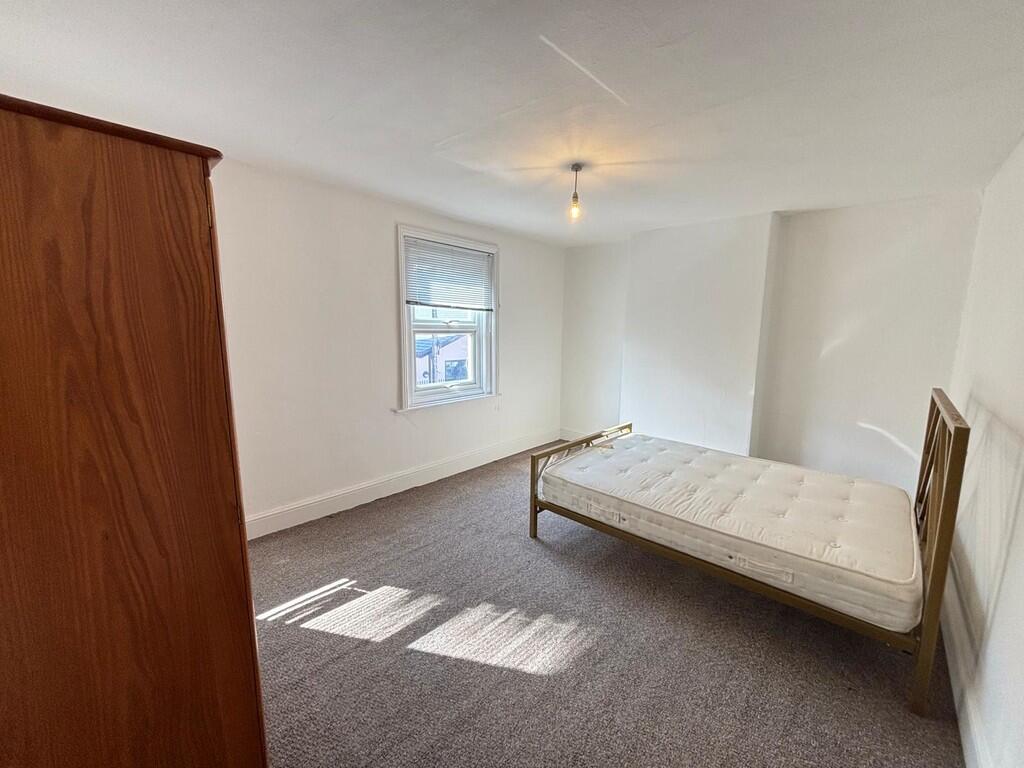 Additional image 3 of Earle Street, Yeovil