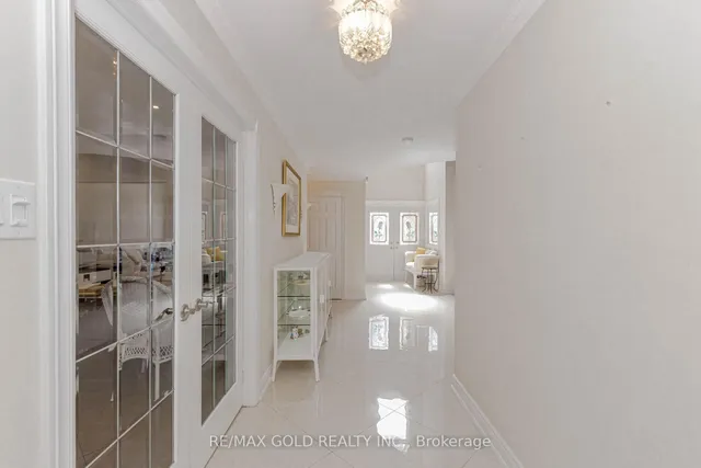 Additional image 13 of 25 Red Cedar Cres