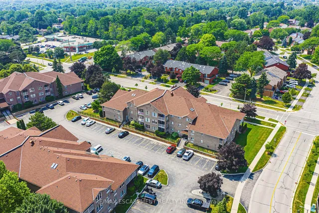 Additional image 33 of 3050 Pinemeadow Dr Unit 6