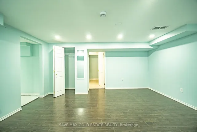 Additional image 38 of 21 Stanley Crt