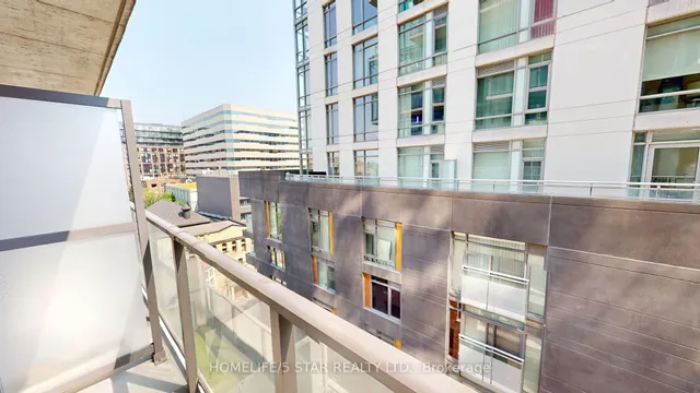 Additional image 14 of 111 Bathurst St Unit 714