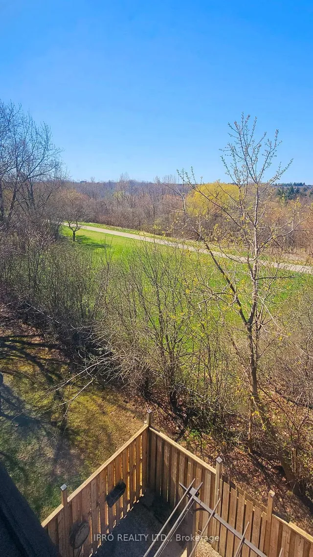 Additional image 5 of 36 Dawson Cres Unit 36