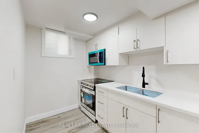 Additional image 39 of 96 Toba Cres
