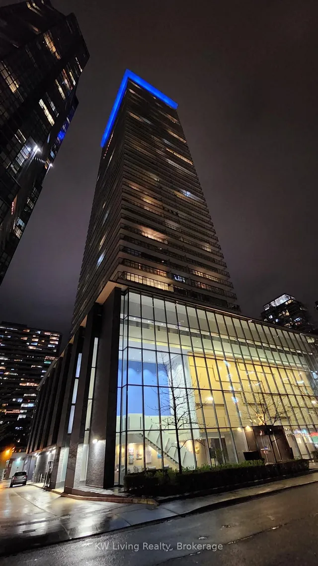 Additional image 24 of 33 Charles St Unit 2507