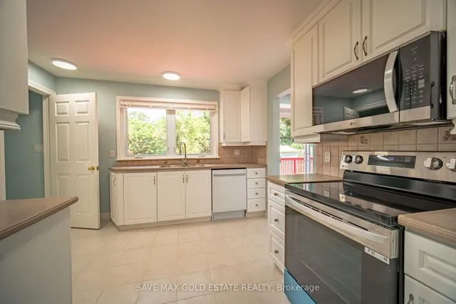 Additional image 16 of 21 Stanley Crt