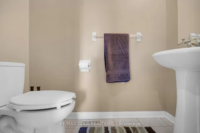 Additional image 19 of 6 Farad Crt