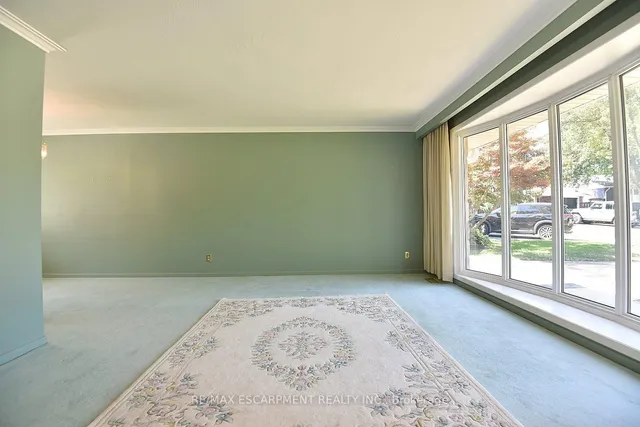 Additional image 11 of 552 Hull Crt