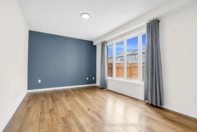 Additional image 9 of 23 Royal Coachman Way