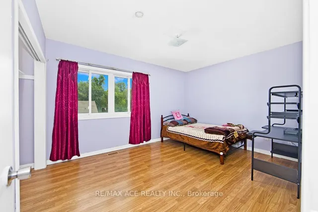 Additional image 22 of 205 Emerson St