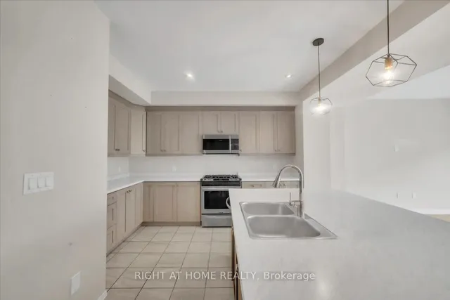 Additional image 8 of 64 Soho St