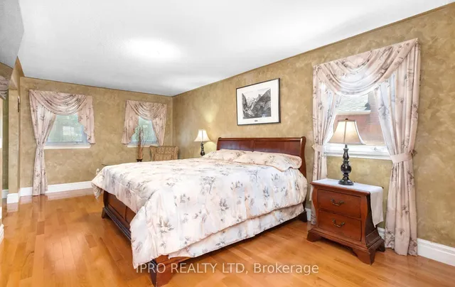 Additional image 21 of 12 Neville Cres