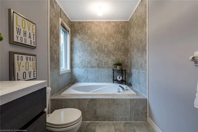 Additional image 22 of 7 Tandem Crt