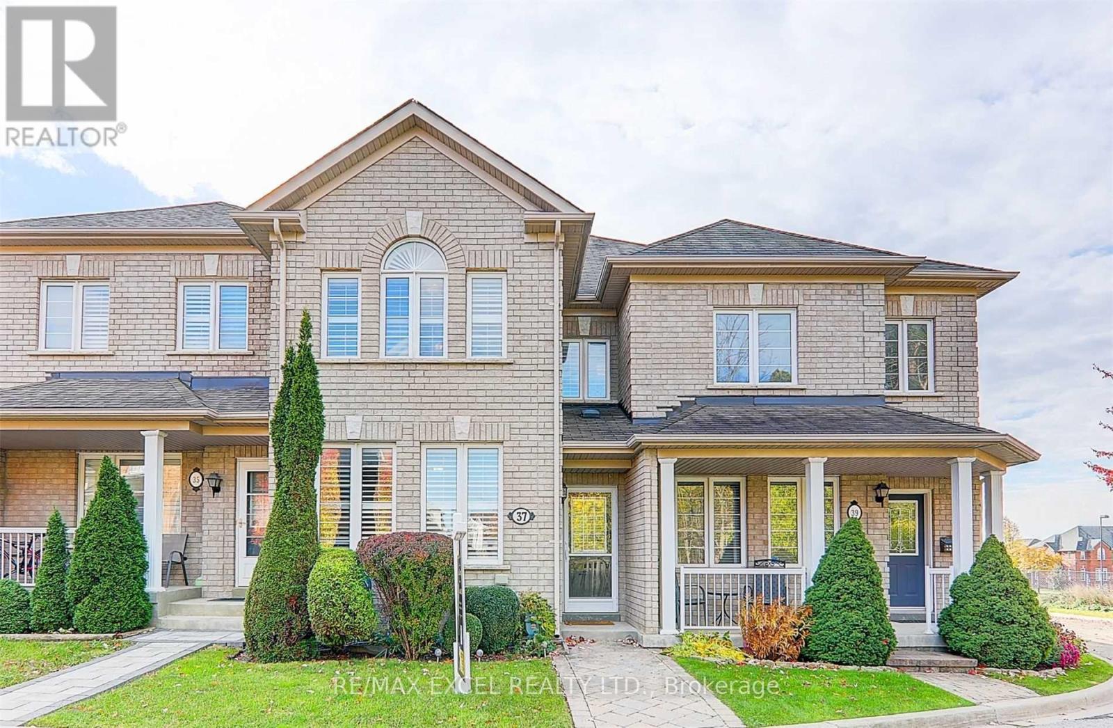 Property image for 37 OLIVIA DRIVE|Markham (Berczy), Ontario L6C3B7