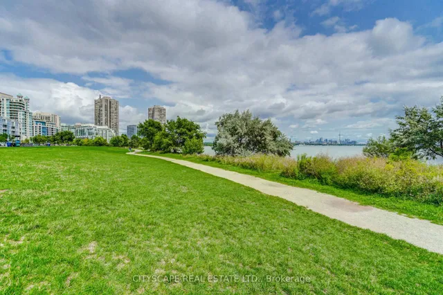 Additional image 29 of 80 Marine Parade Dr Unit 808