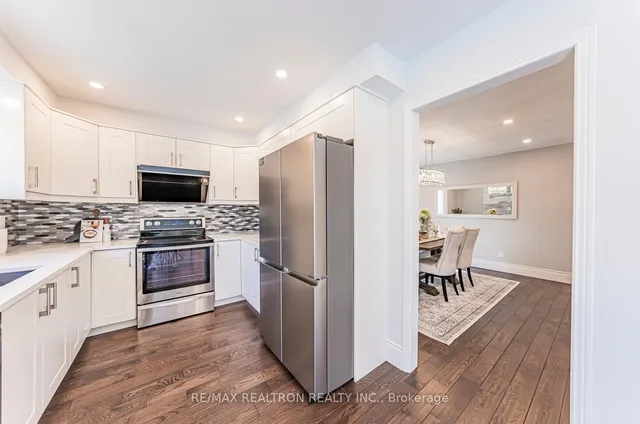 Additional image 20 of 221 Old Orchard Circ