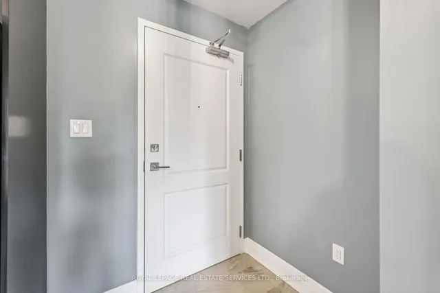 Additional image 8 of 101 Shoreview Pl Unit 216