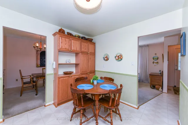 Additional image 11 of 33 Deloraine Dr