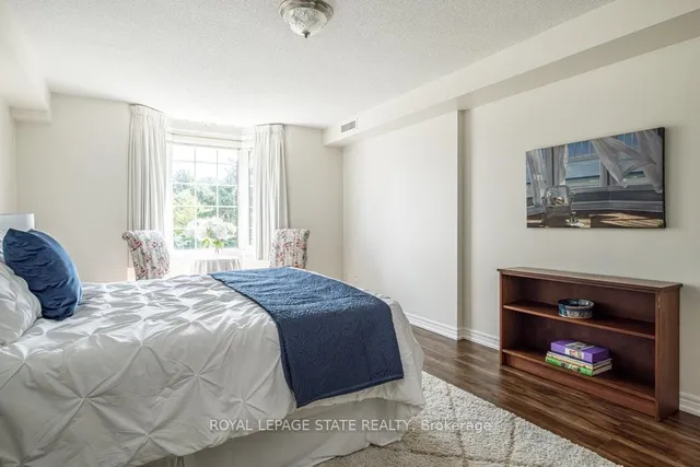 Additional image 17 of 990 Golf Links Rd Unit 208