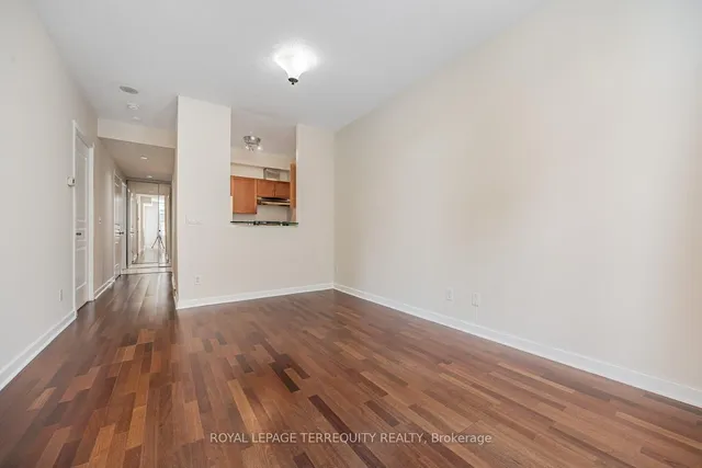 Additional image 19 of 438 Richmond St Unit 722