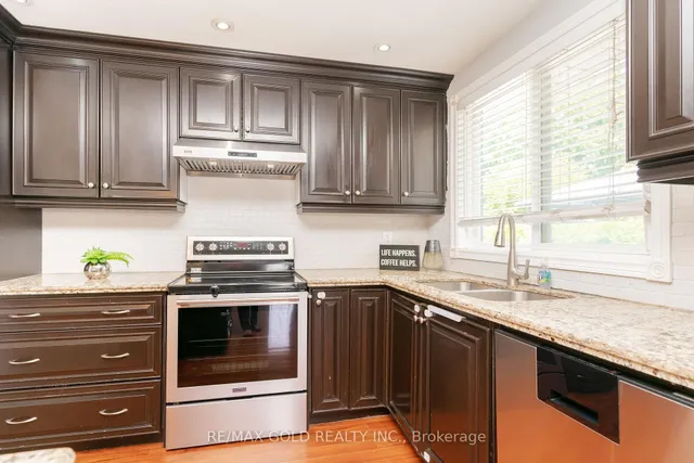 Additional image 11 of 10 Brookdale Cres