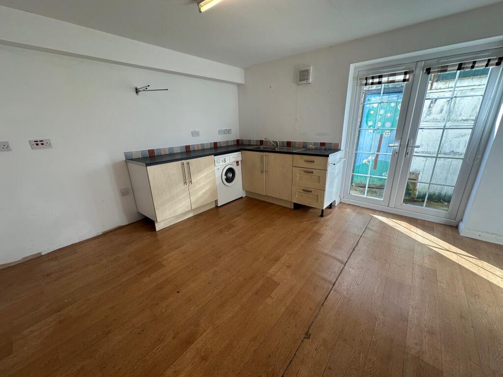 Additional image 19 of Grove Farm Cottages, Hardington Marsh, Yeovil, Somerset