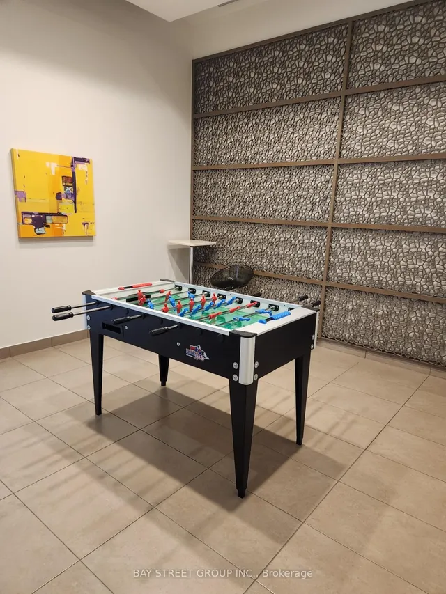 Additional image 11 of 29 Singer Crt Unit 512