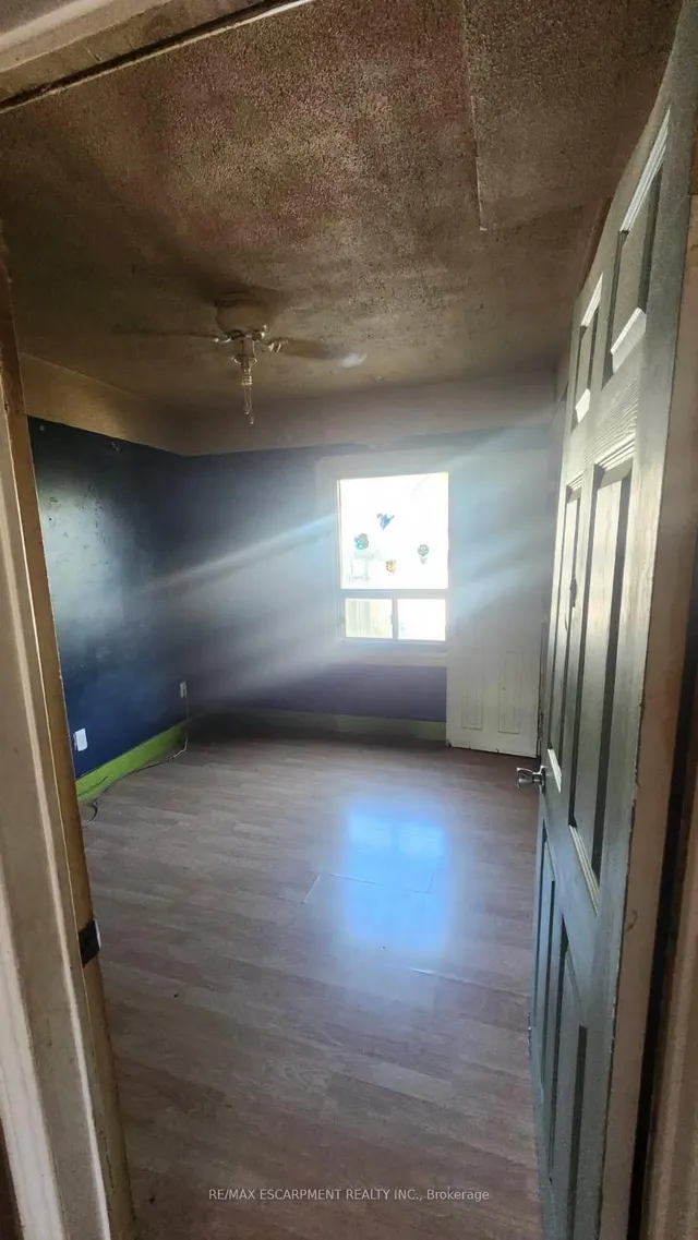 Additional image 17 of 706 Tate Ave