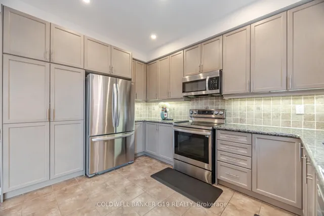 Additional image 12 of 43 Midcrest Circ