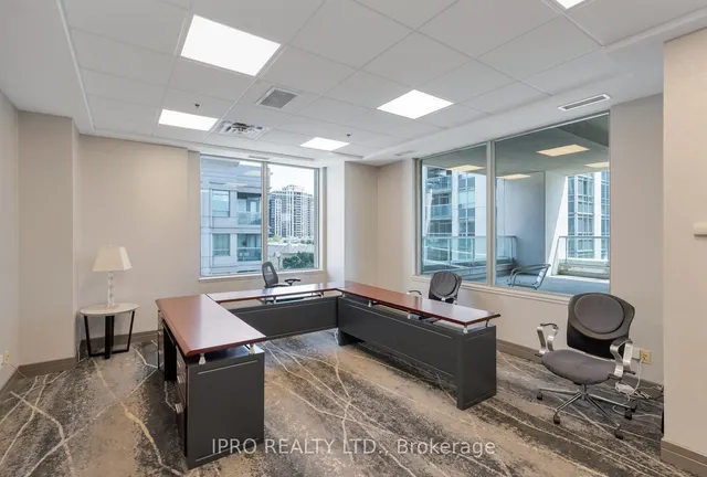 Additional image 32 of 1 Avondale Ave Unit 902