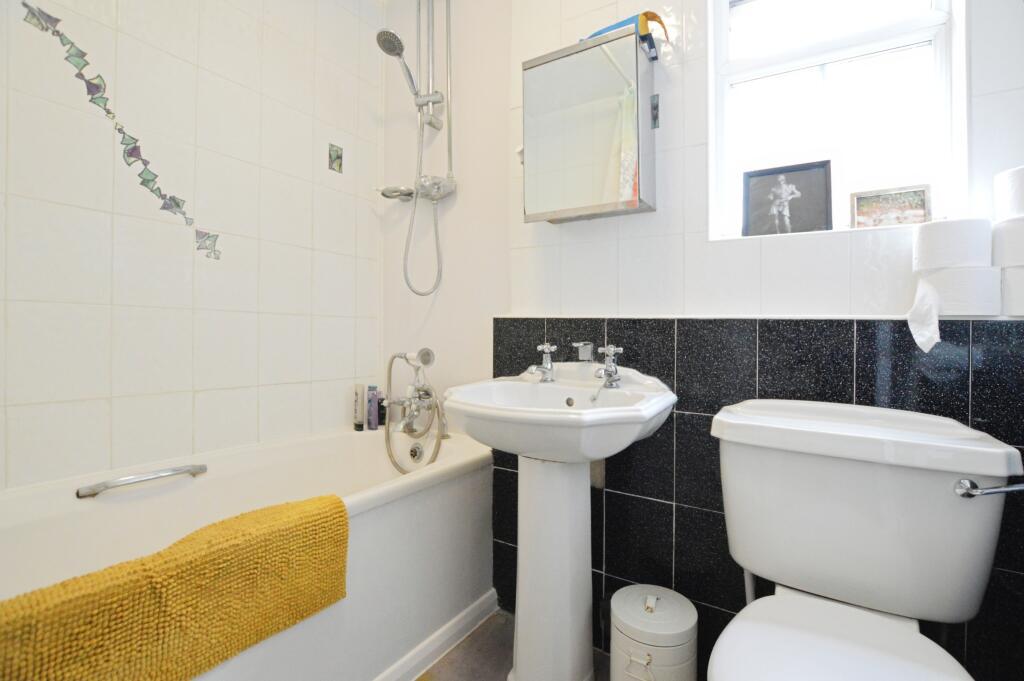 Additional image 6 of The Leys, Jersey Farm, St Albans, AL4