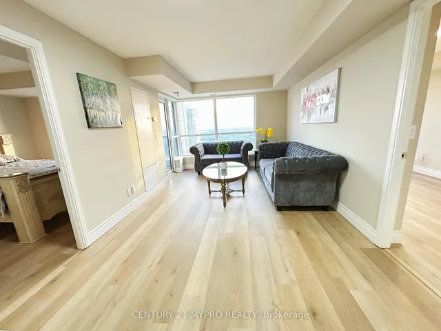 Additional image 3 of 151 Village Green Sq Unit 2506