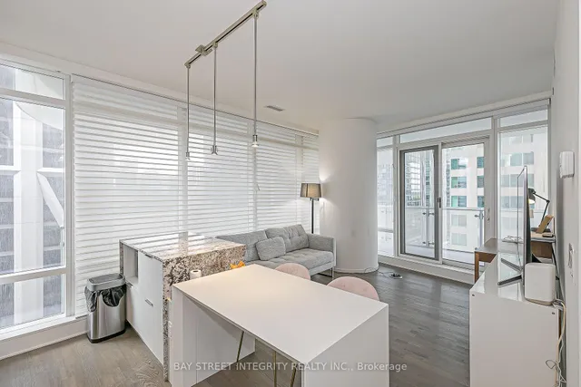 Additional image 3 of 1 Bloor St Unit 1110