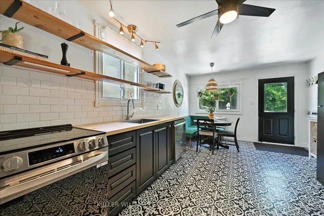 Additional image 3 of 94 Royal Ave