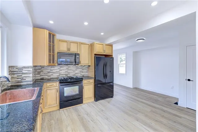 Additional image 14 of 49 Harmony Ave