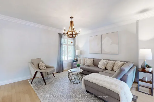 Additional image 10 of 126 Laurel Ave