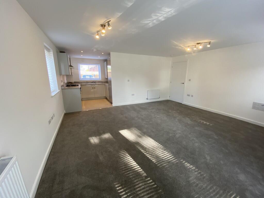 Additional image 9 of Aston Avenue, Shirley