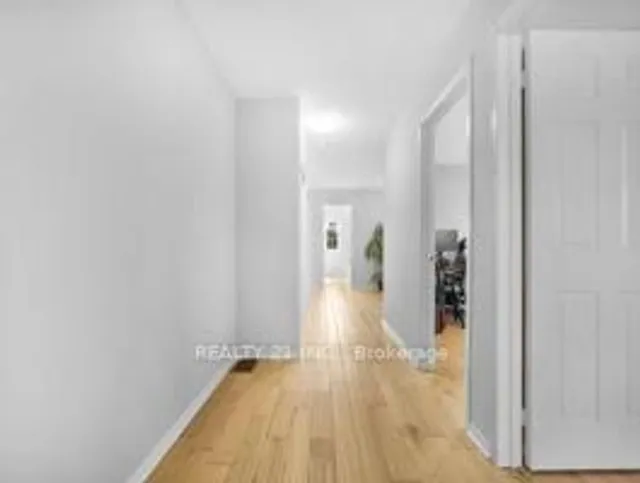 Additional image 16 of 49 Legend Lane