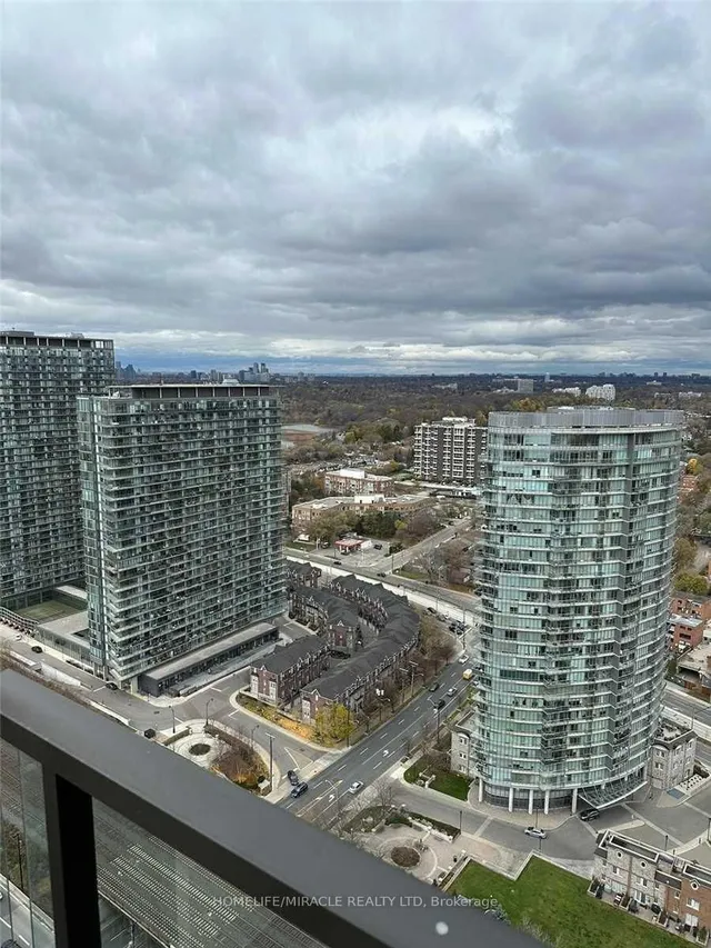 Additional image 18 of 1926 Lakeshore Blvd Unit 3811