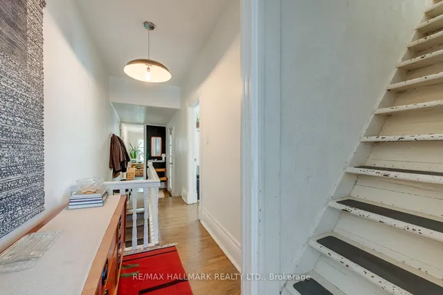 Additional image 39 of 53 Lansdowne Ave
