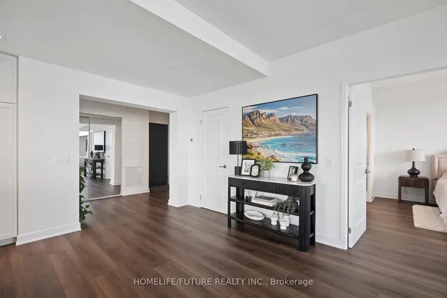 Additional image 16 of 2007 James St Unit 1706