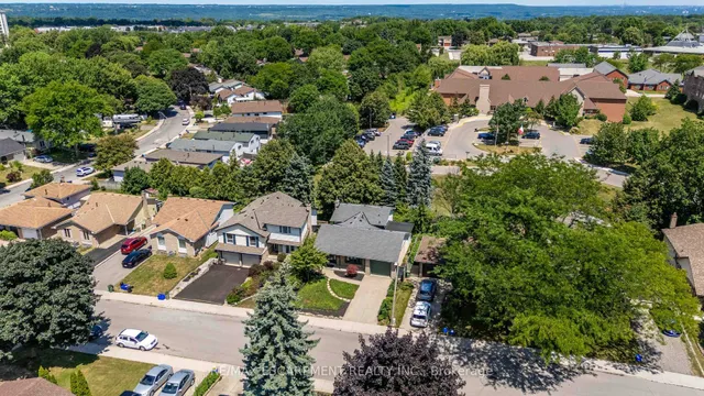 Additional image 36 of 179 Appleford Crt
