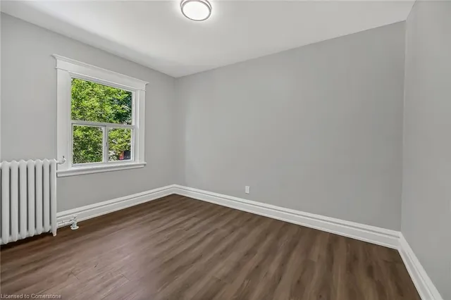 Additional image 28 of 172 Sherman Ave