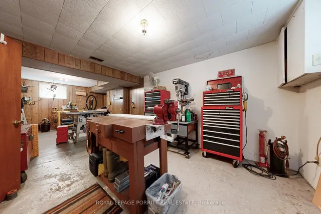 Additional image 27 of 27 Hinton Rd