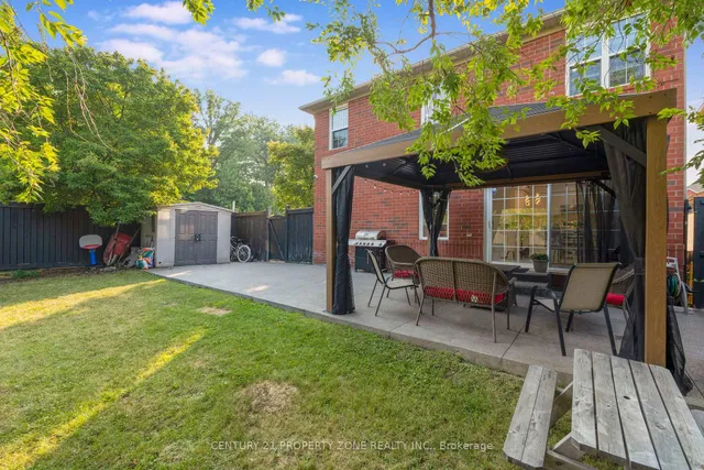 Additional image 31 of 185 Brisdale Dr