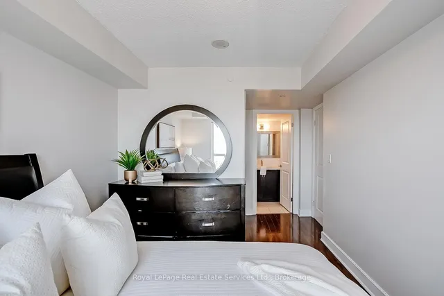 Additional image 17 of 2 Eva Rd Unit 2027